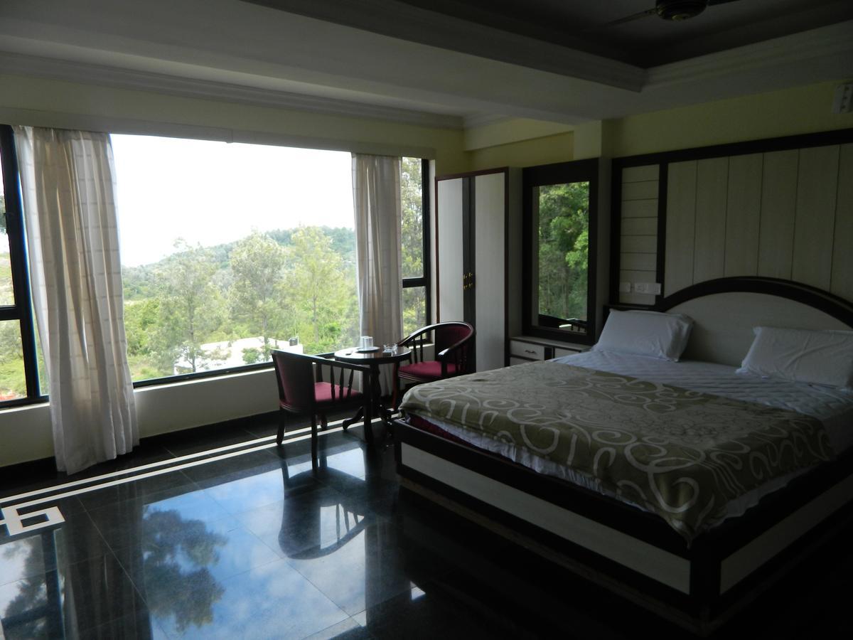 Sri Durga Residency Bed & Breakfast เยอร์โคด ภายนอก รูปภาพ